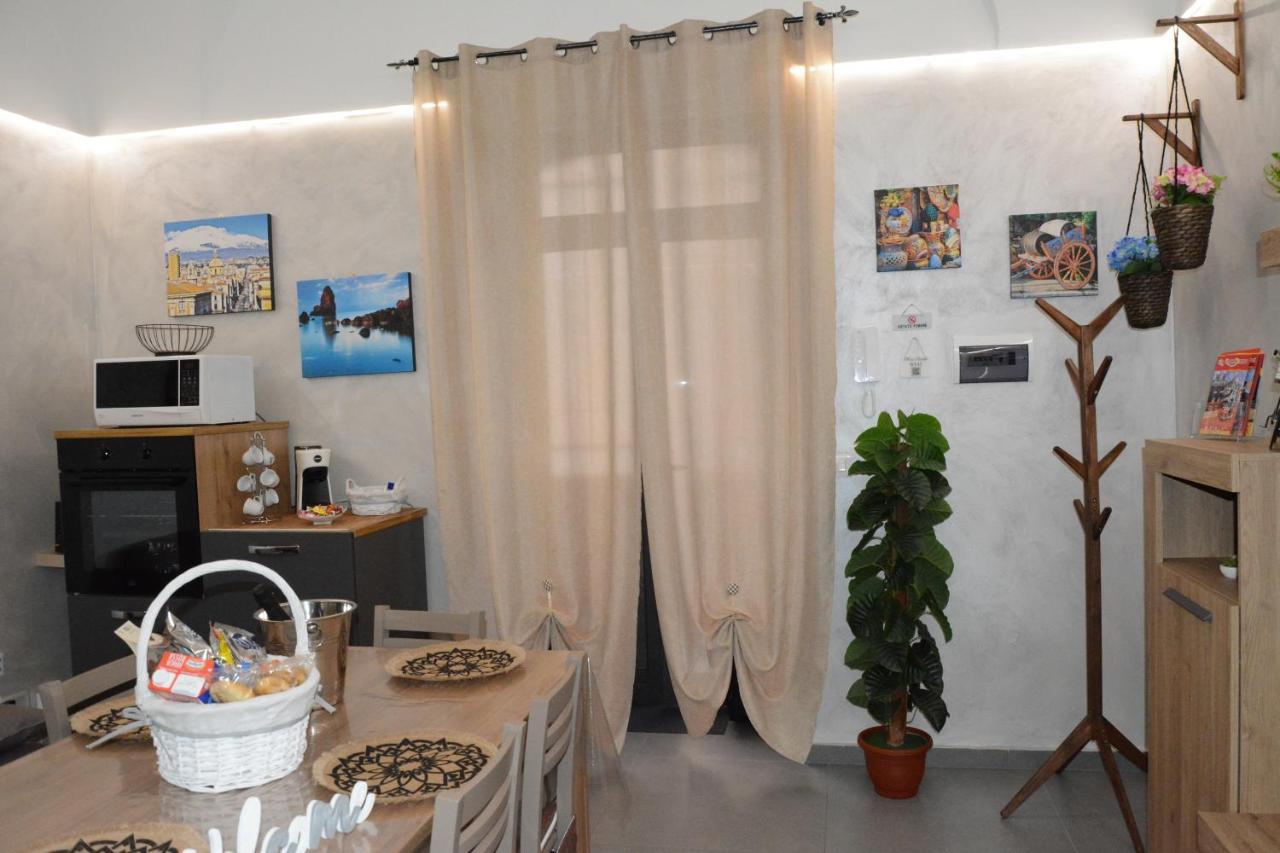 Aitho Apartment 45 Катанія Екстер'єр фото